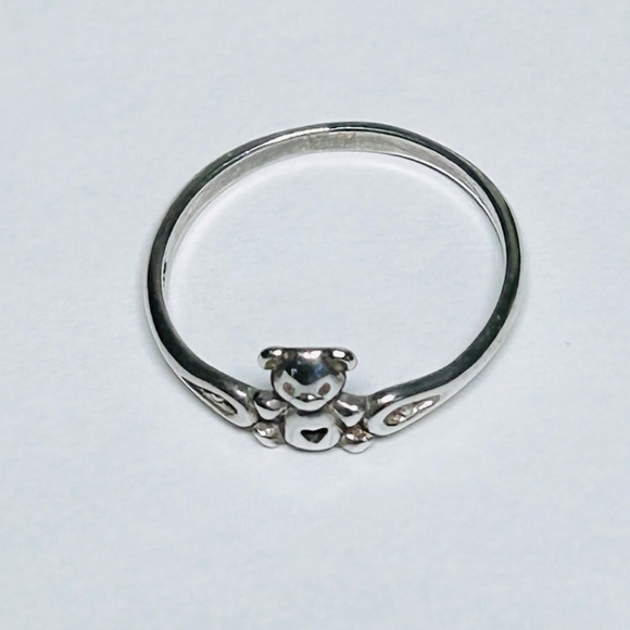 Sterling Silver Vintage Dainty Teddy Bear with Heart Ring, Size 5.5 - Picture 3 of 12